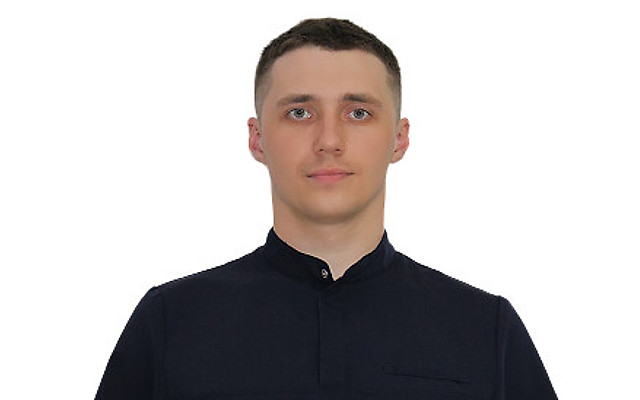 Гапоненко Артем Дмитриевич